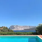 Punta Est - Bilo Giada Pool & 5 Min Mare Apartment