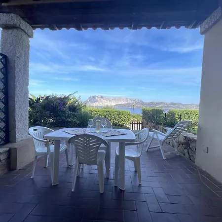 Punta Est Giardino E Vista Mare
