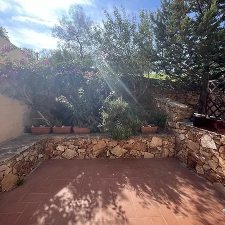 דירה Punta Est - Bilo Giada Pool & 5 Min Mare קאפו קודה קבלו